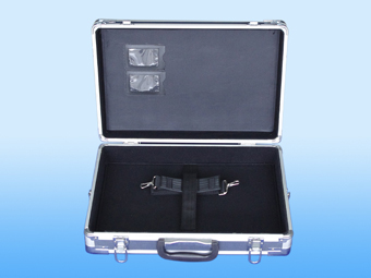 怎樣挑選高質(zhì)量鋁合金包裝箱？